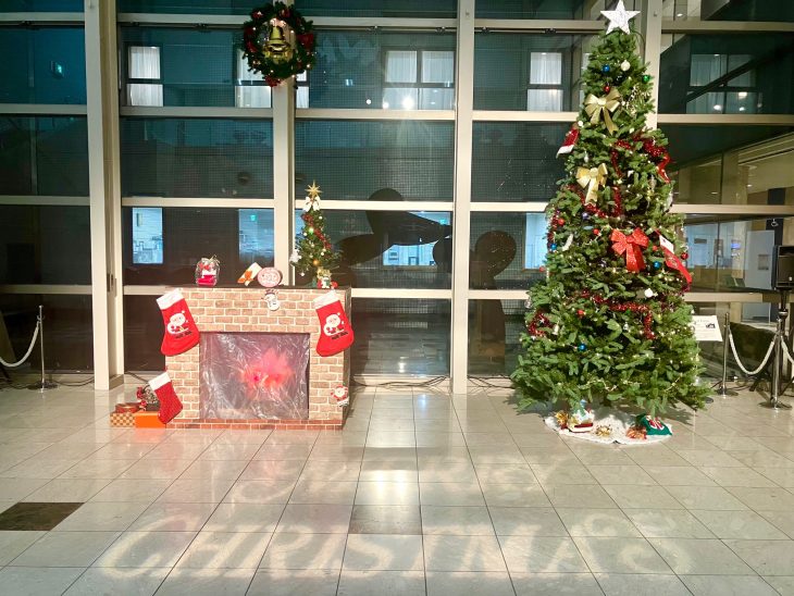 ロビー展示 クリスマスツリー2025