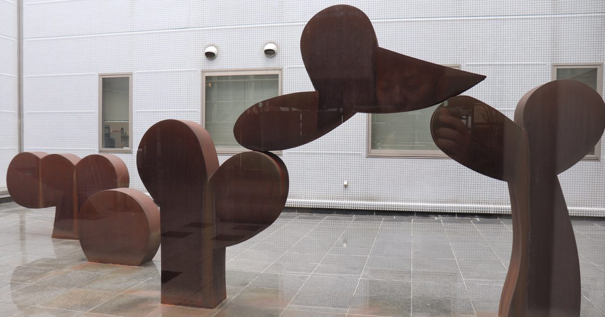 ホール内の美術品 | 門真市民文化会館ルミエールホール